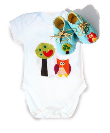 Owl Baby Shoes and Bodysuit Gift Set