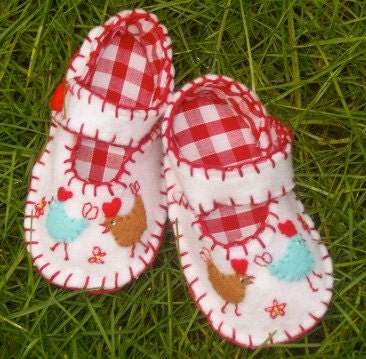 Hen Baby Shoes